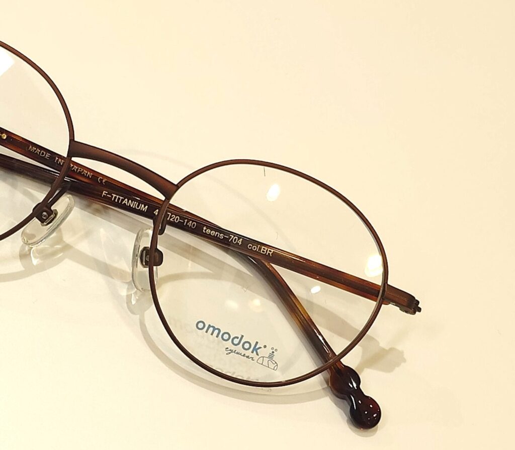 omodok　オモドック　teens　704　col.BR